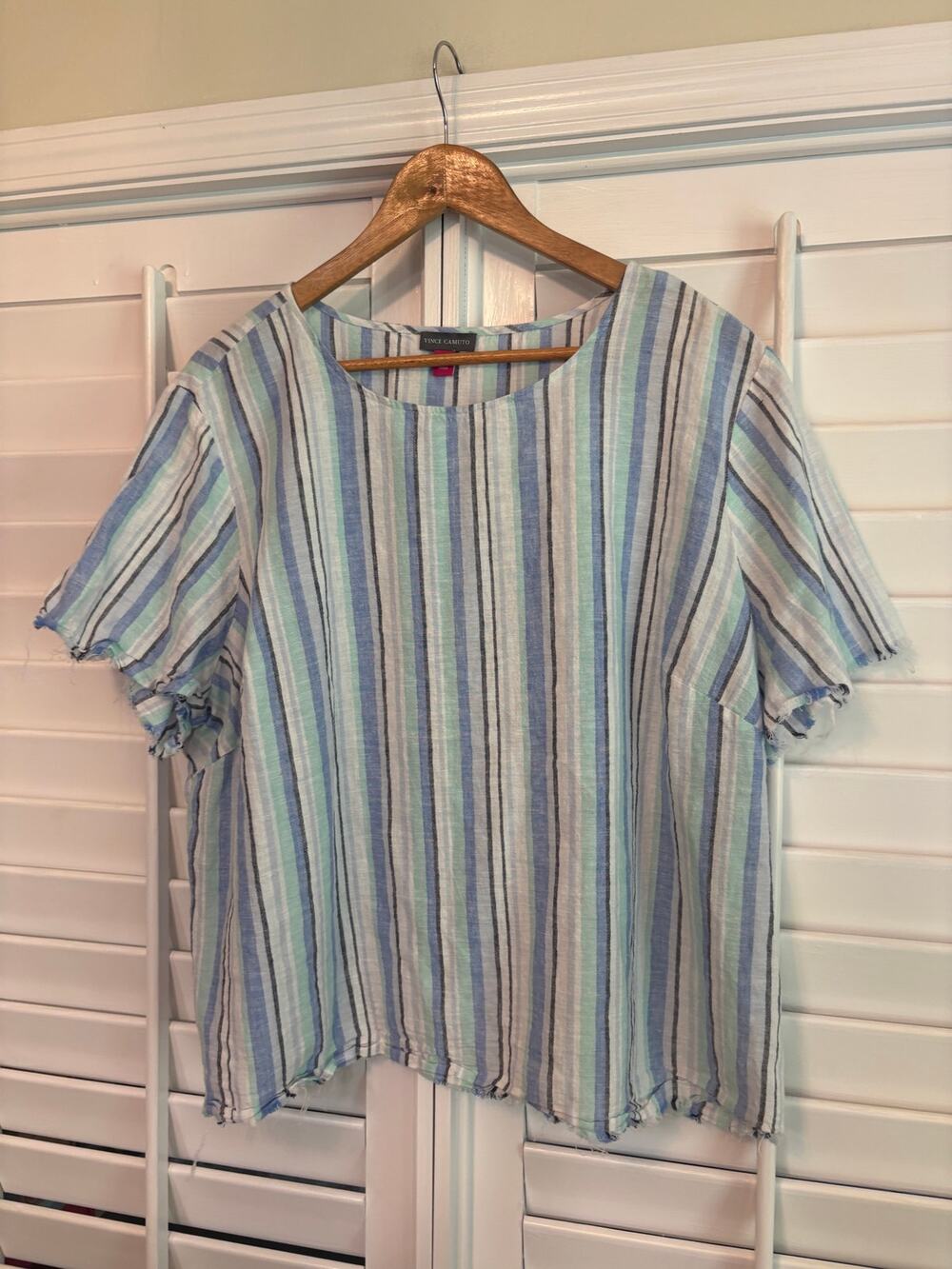 Vince Camuto Blue And White Stripe Frayed Edge Linen Blend Top Size 3X